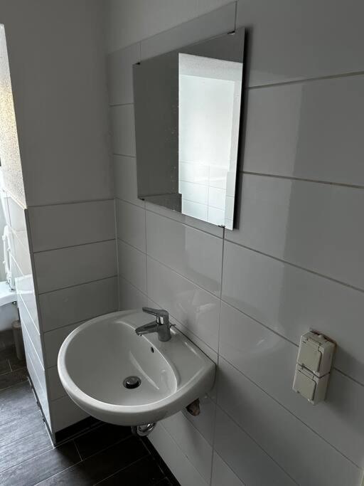 Zentrumsnahes Monteurszimmer Erfurt Kültér fotó