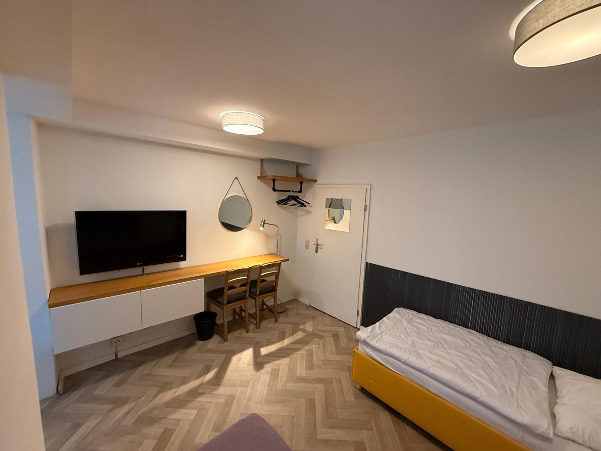 Zentrumsnahes Monteurszimmer Erfurt Kültér fotó